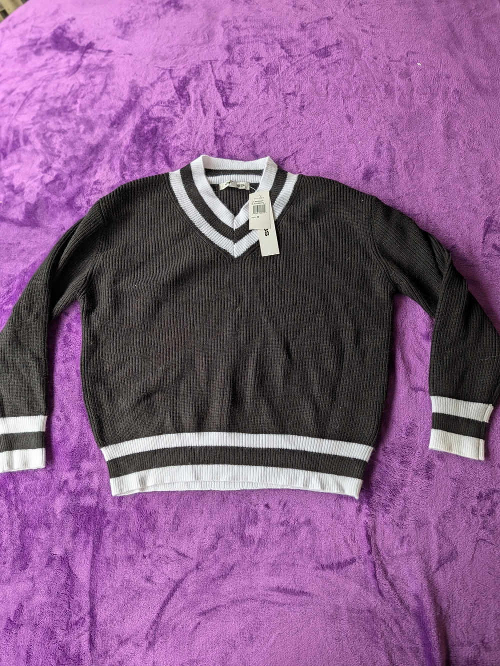Vigoss Chocolate Brown V-Neck Ribbed Sweater with White Trim